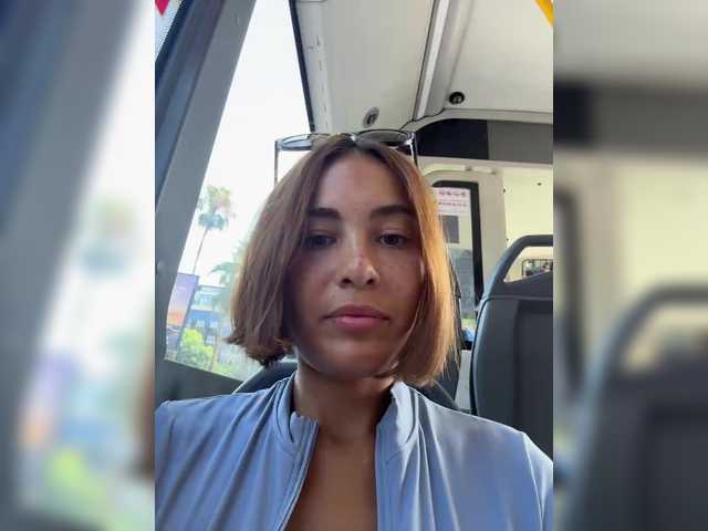 Talilia live webcam show