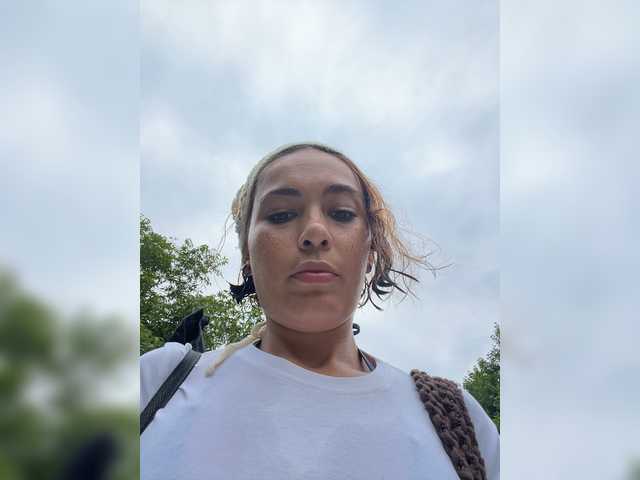 SpringMe live webcam show