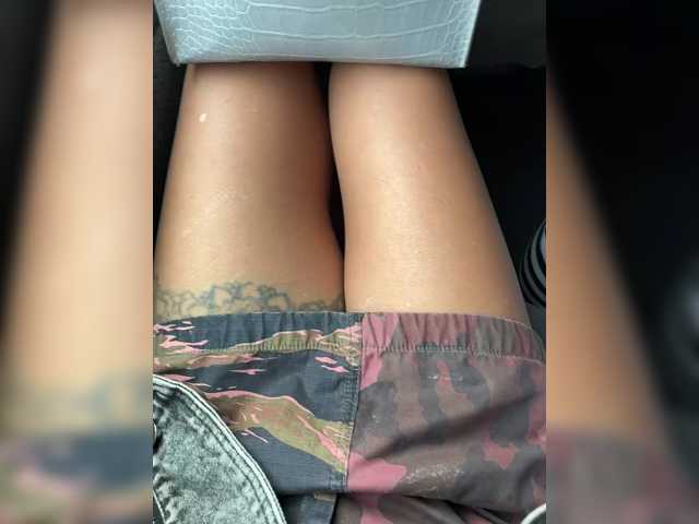 Talilia live cam