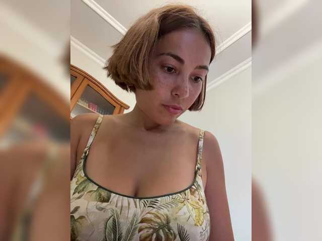 Talilia live webcam show