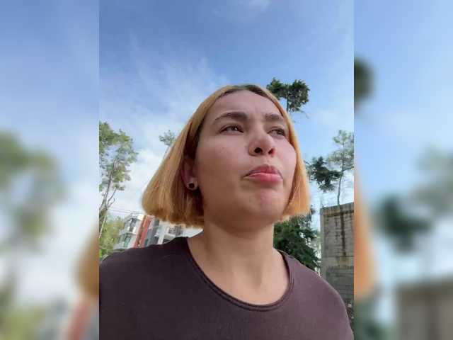 Talilia, live now on BongaCams