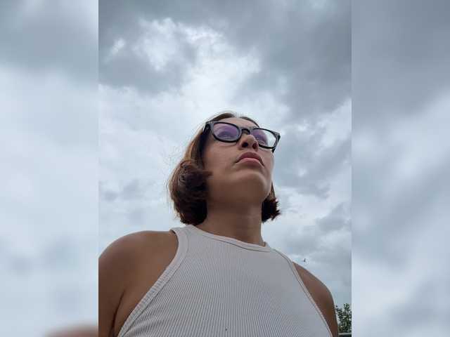 Talilia live webcam show