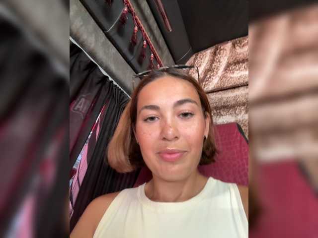 SpringMe live webcam show