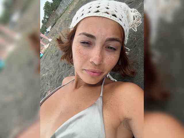Springme's cam show statistics and live stream