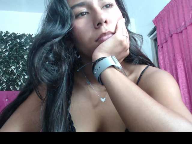 Ambaar live cam on BongaCams