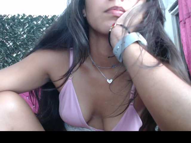 Ambaar live cam on BongaCams