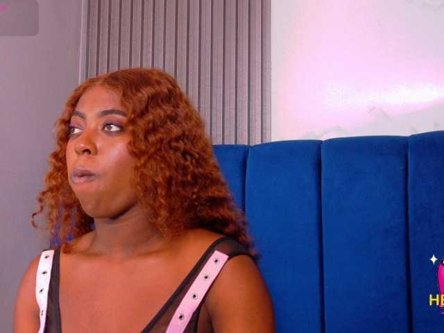 ebonydreams01 live cam on BongaCams
