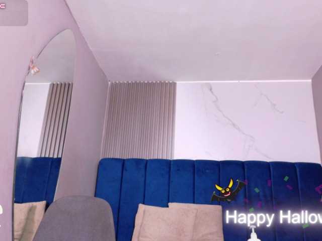 ebonydreams01 live cam on BongaCams