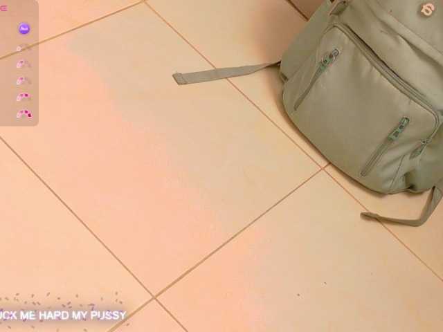 ebonydreams01 live cam on BongaCams
