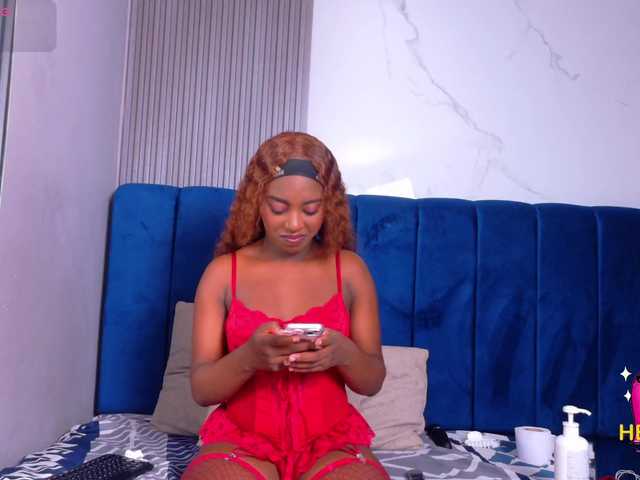 ebonydreams01 live cam on BongaCams