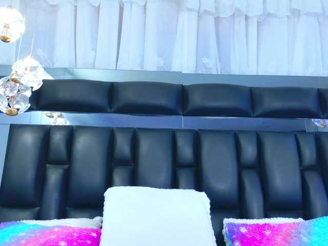 DahianaMoss live cam preview