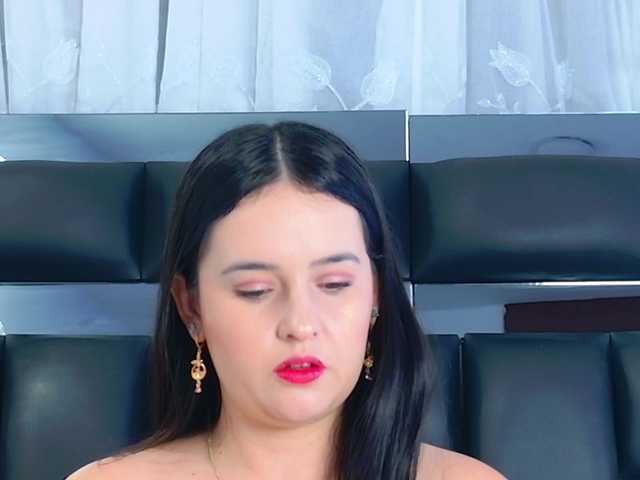 DahianaMoss live cam on BongaCams