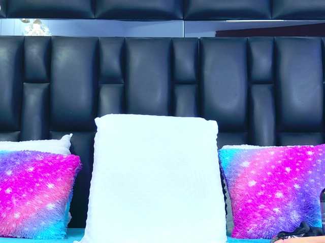 DahianaMoss live cam on BongaCams