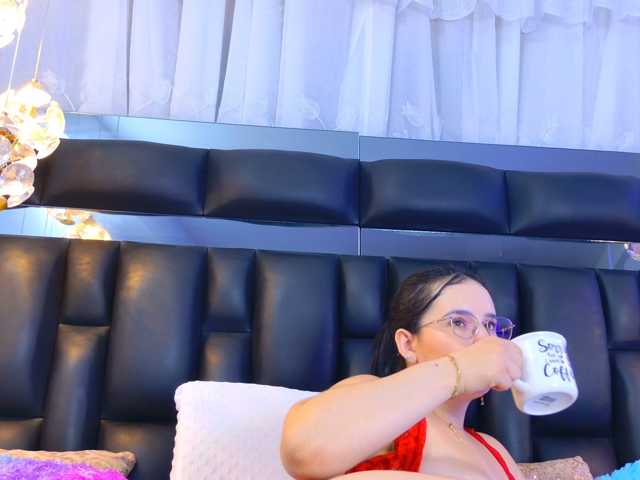 DahianaMoss live cam on BongaCams