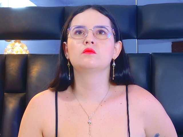 DahianaMoss live cam preview