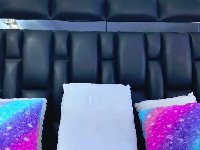 DahianaMoss live cam on BongaCams