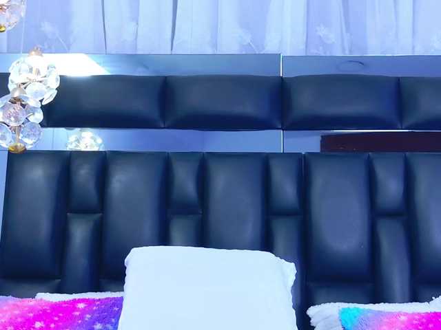 DahianaMoss live cam on BongaCams