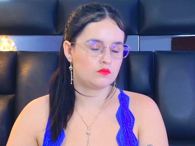DahianaMoss live cam on BongaCams