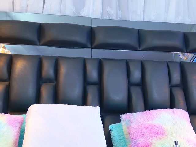 DahianaMoss live cam on BongaCams