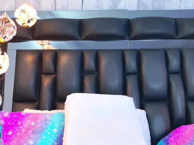 DahianaMoss live cam on BongaCams