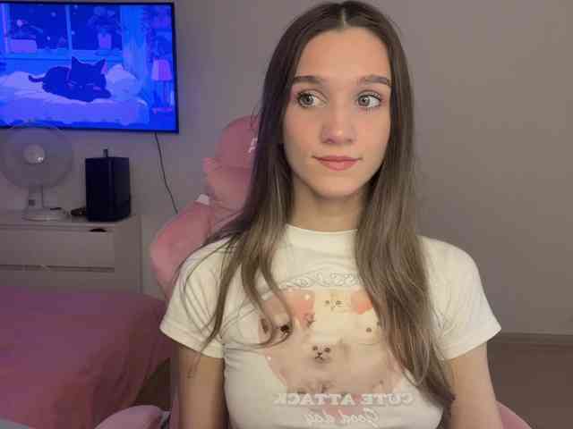 BabyTamagochi webcam
