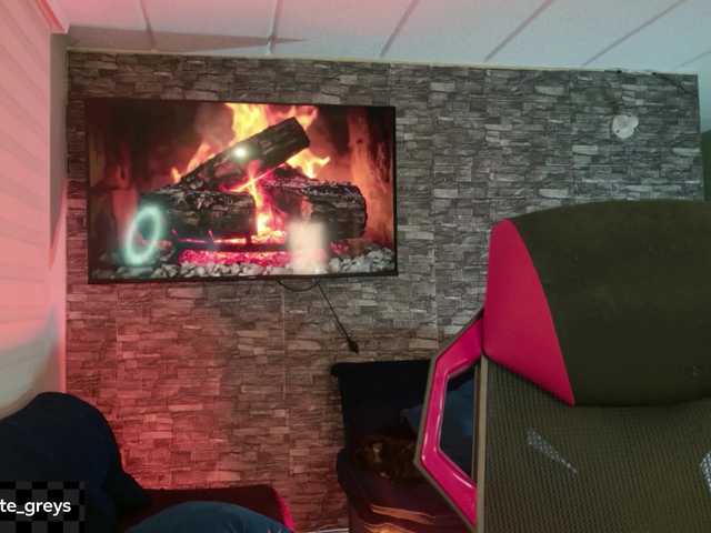 Charlotte-greys