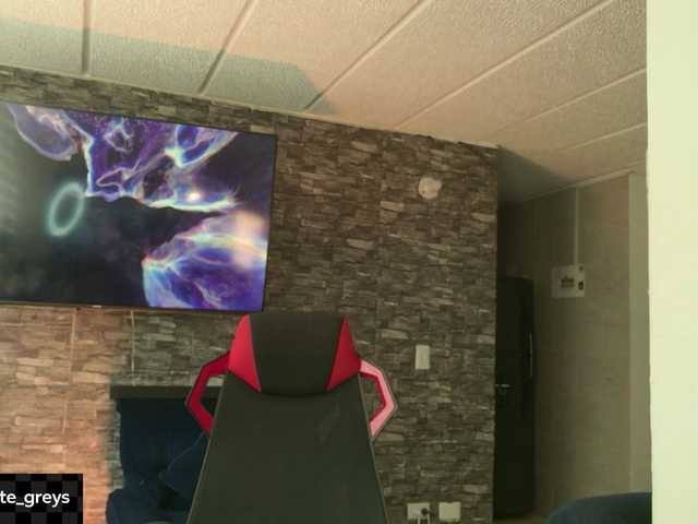 Charlotte-greys live cam on BongaCams