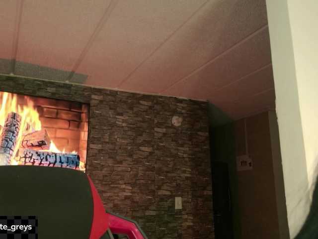 Charlotte-greys live cam on BongaCams