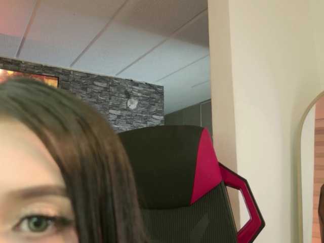 Charlotte-greys live cam on BongaCams