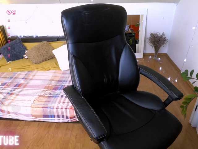BUSTYTUBE live cam