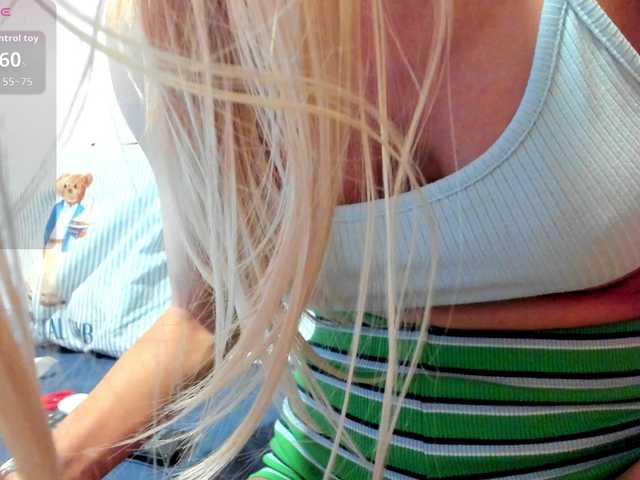 Suuzykiss live webcam show