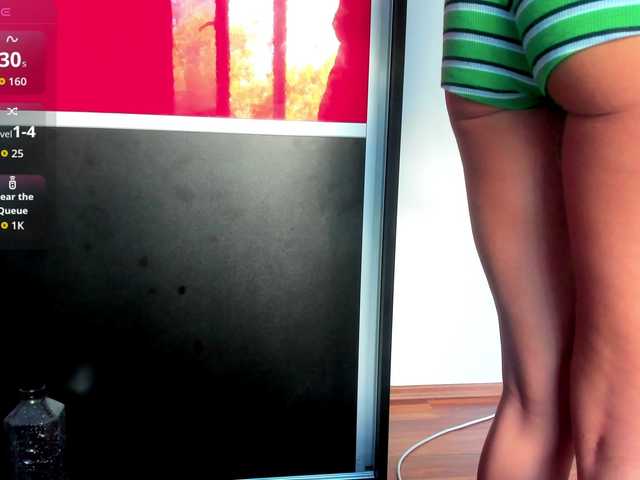 Suuzykiss live webcam show