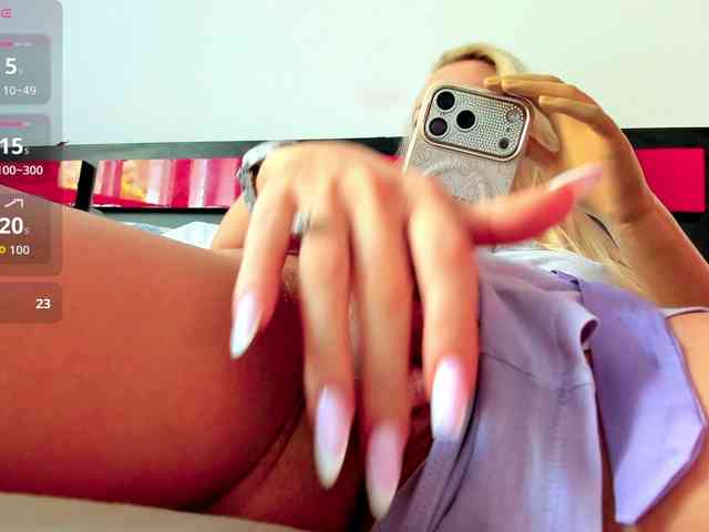 Suuzykiss Live Webcam on BongaCams