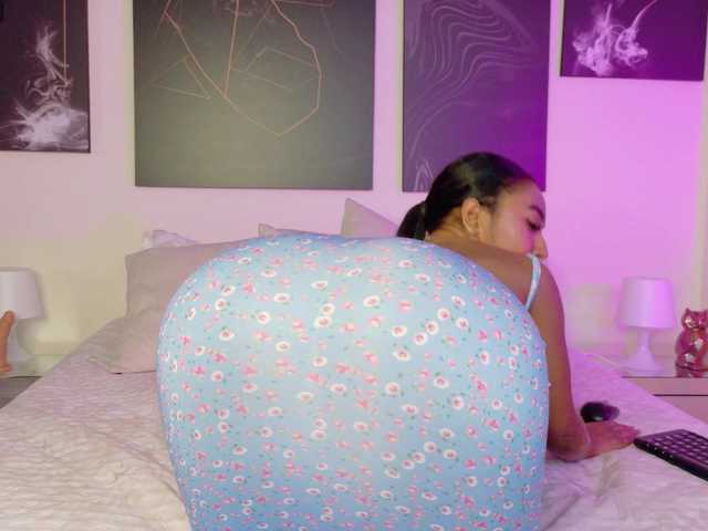 GabrielaLugo's BongaCams show and profile