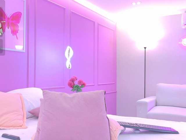 GabrielaLugo live cam on BongaCams