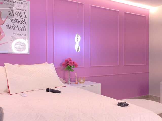 GabrielaLugo live cam on BongaCams