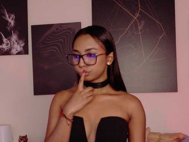 GabrielaLugo live webcam show