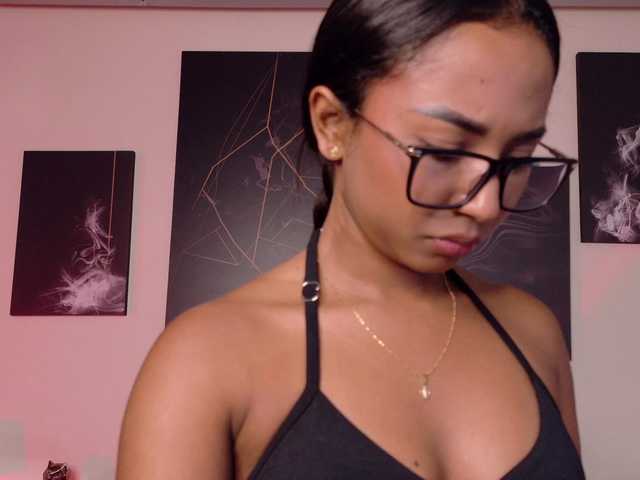 GabrielaLugo live webcam show