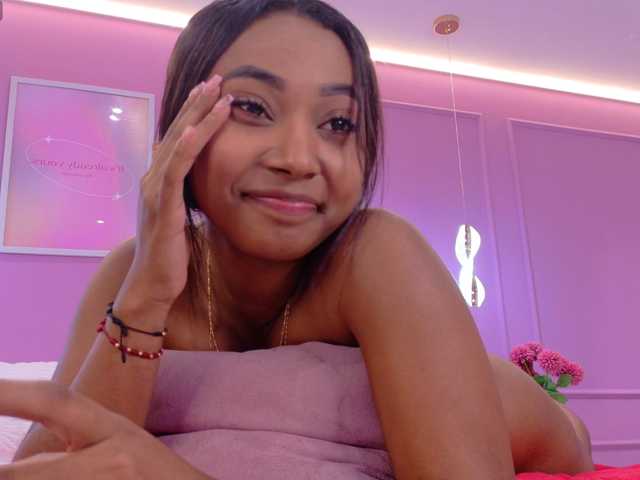 GabrielaLugo live cam on BongaCams