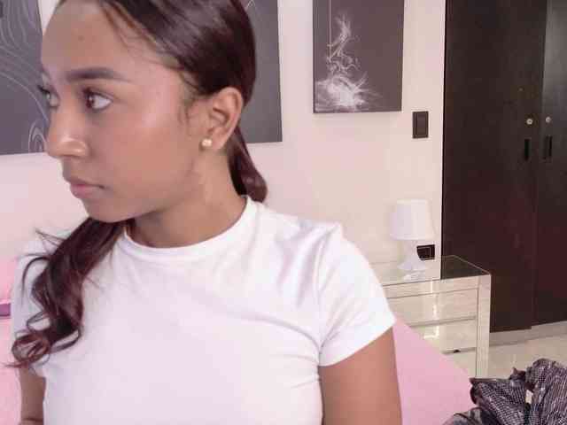 GabrielaLugo webcam