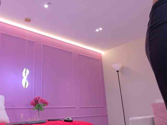 gabrielalugo's live room