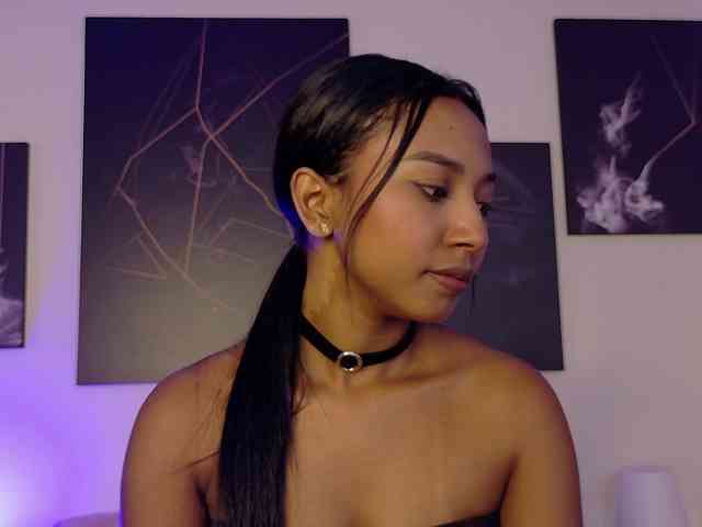 Model: GabrielaLugo