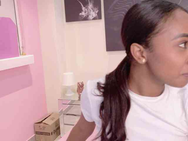 GabrielaLugo webcam