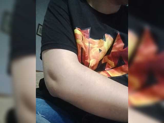 Xo4y-SeXa live webcam show
