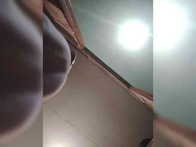 Xo4y-SeXa webcam