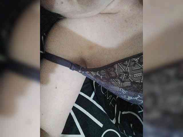 Xo4y-SeXa webcam