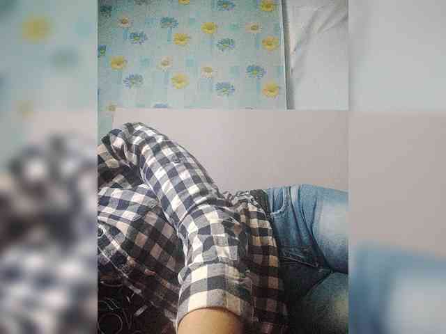 Xo4y-SeXa webcam
