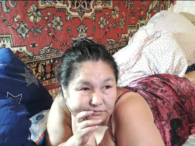 2Milf45 live cam on BongaCams