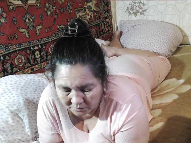 2Milf45 live cam on BongaCams