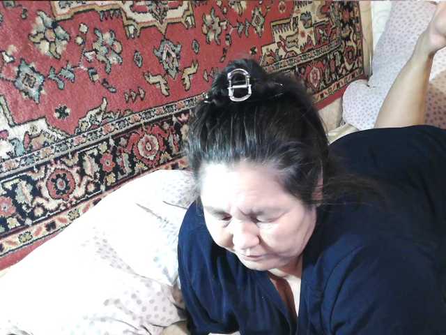 2Milf45 live cam
